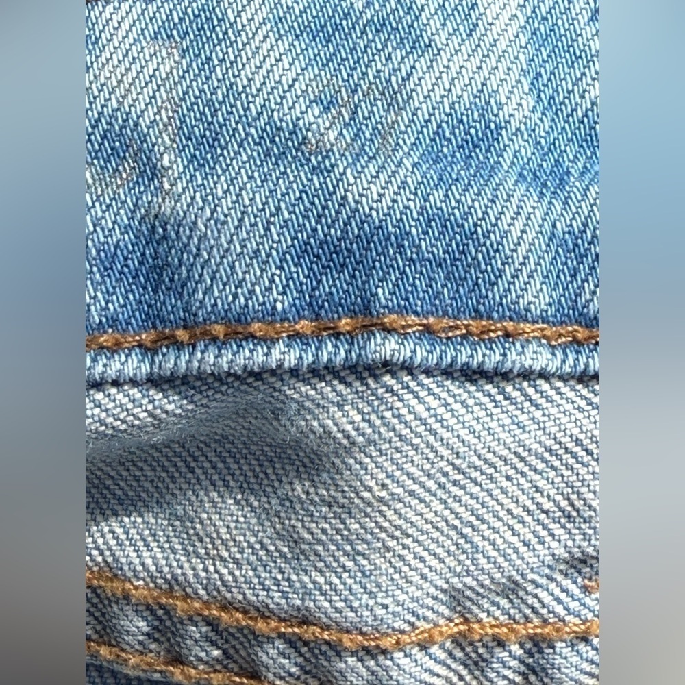 Blank NYC Cropped Denim Jeans - Picture 14 of 14